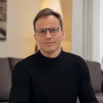 Foto de perfil de Íkaro Cury, parceiro Dash Fácil especialista em Ouro e Joias